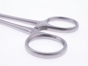 Pinzas Arteriales LAWSON TAIT Rectas con Junta de Caja 5.5″ 140MM Hechas en Pakistán - Product Image 4