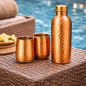 Bouteille d'eau en cuivre ayurvédique pour une hydratation naturelle et un bien-être, bouteille à boire traditionnelle pour le yoga, la vie saine et l'usage quotidien - Product Image 1