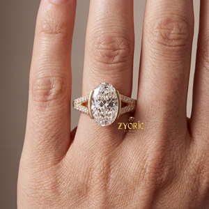 Bague de fiançailles élégante en diamant de laboratoire taille ovale, sertie griffes, en argent 925 – Bijou de mariée sophistiqué pour mariage et anniversaire - Product Image 4