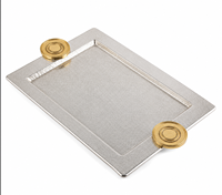 Plateau de service rectangulaire en métal de luxe avec poignées décoratives dorées pour la table, la décoration intérieure et les réceptions