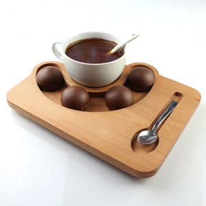 Plateau en bois de style rustique |   Assiette de service en bois écologique faite à la main pour le petit-déjeuner, les collations, les fêtes et les événements - Product Image 2