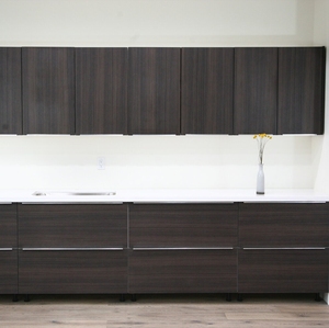 JY Project Customized European PVC Glossy Modular Kitchen Cabinet MDF Carcase Marble Countertop Modern Full <b>Set</b> 2-Year Warranty - Product Image 4