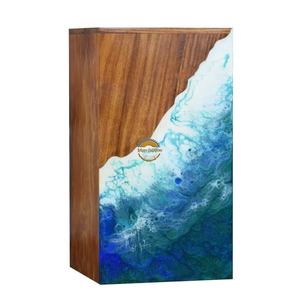 Urne funéraire élégante en résine océanique pour cendres, urne de crémation artisanale en bois avec art en résine bleue et blanche par AYAANS - Product Image 6