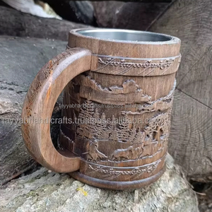 Mug en bois personnalisé avec motif de cheval rustique Mug en bois artisanal avec design sur le thème du cheval - Product Image 1