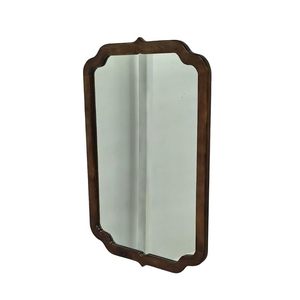 Espejo de Pared con Marco de Madera, Acabado Desgastado, Espejo Decorativo con Esquinas Arqueadas para Baño, Dormitorio, Sala de Estar - Product Image 1
