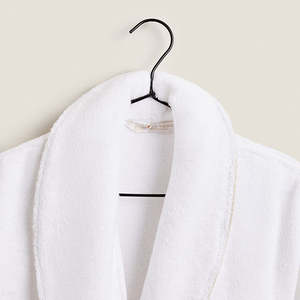 Albornoces de Baño Blancos de Lujo Nesta Sports 100% Algodón, Personalizados, Súper Suaves y Cálidos, para Hoteles de Estrellas y Spas, para Mujer - Product Image 4