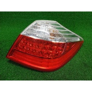 ชุดไฟท้ายขวา (ด้านขวา) มือสอง ของแท้ OEM 924023M0 - Product Image 1