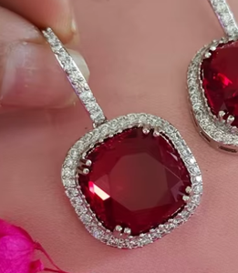 Magnifiques boucles d'oreilles en laiton plaqué argent de qualité supérieure avec zircon pour femmes et filles, pour mariage et soirées, collection - Product Image 2