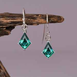 Pendientes de Plata de Ley 925 con Forma de Cometa Esmeralda, Corte Cometa Vintage, Pendientes de Piedras Preciosas para Novia, Piedra de Nacimiento de Mayo - Product Image 6