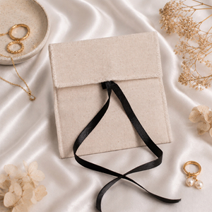 Pochette en coton personnalisée avec logo imprimé, fermeture à ruban de qualité supérieure, emballage de luxe pour bracelets et lunettes - Product Image 2