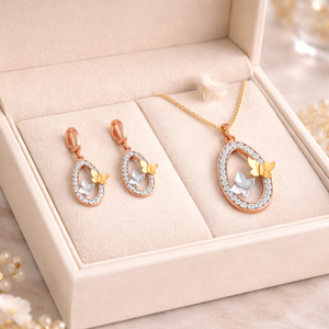 Collar con Colgante de Mariposa de Diamantes Reales Multitono | Elegante Cadena de Oro con Diseño de Mariposa Pequeña, Joyería Fina para Mujer, Regalo de Aniversario - Product Image 3