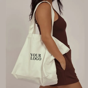Sac fourre-tout en toile de coton style vintage avec logo et taille personnalisés, idéal pour le shopping et les voyages - Product Image 4