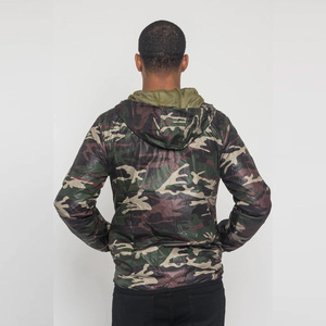 Chaqueta Cortavientos Impermeable con Capucha y Estampado de Camuflaje para Hombre, Cierre Frontal con Cremallera, Ropa de Exterior, Corte Regular, Poliéster - Product Image 3