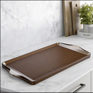 Plateau de service rectangulaire en bois et métal avec surface métallique texturée, design moderne, durable, plateau décoratif pour la table à manger à la maison - Product Image 5