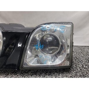 Conjunto de Faro Delantero Derecho Usado de 1996, Marca Dynasty, OEM 9212037700 - Product Image 3