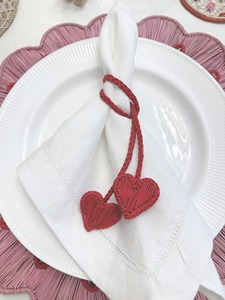 Atractivo Anillo para Servilletas en Forma de Corazón Rojo de Yute y Ratán, Decoración Romántica para Mesa de Cena para Parejas, Venta al por Mayor desde India - Product Image 3