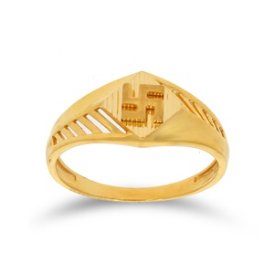 Bague signet en or de créateur pour homme avec motif gaufré en forme de bouclier géométrique, détails latéraux ajourés et bande lisse polie - Product Image 1