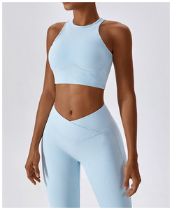 Ensemble de yoga 3 pièces OEM pour femme en Spandex/Polyester sans couture, comprenant un T-shirt uni, un short cycliste, un haut long, une tenue de sport, une brassière de sport et un short taille haute - Product Image 2