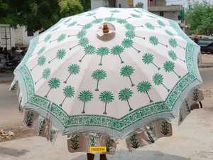 Parasol de jardin à motif palmier imprimé au bloc, style bohème indien, parasol de plage, protection solaire pour patios, parasol de jardin fait main, B2B OEM - Product Image 2