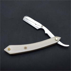 Nouveau rasoir professionnel de barbier en acier inoxydable, fait main, à lame droite, avec manche en corne de bélier, pour rasage de la nuque, pour barbier - Product Image 1