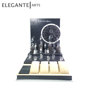 Expositor de relojes con diseño especial de pared trasera. Expositor de relojes discreto. Hecho a medida. - Product Image 3