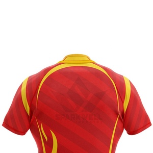 Camiseta de Rugby Personalizada para Hombre, Roja y Amarilla con Llamas Sublimadas, Manga Corta, Absorbe la Humedad, Ajuste Atlético, Ropa Deportiva para Todas las Temporadas - Product Image 2