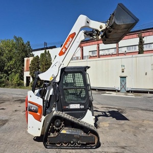 Achetez la puissante chargeuse compacte sur chenilles Bobcat T64 conçue pour une performance maximale sur le sable boueux, le gravier et les terrains inégaux - Product Image 6
