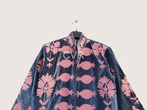 Veste en velours brodée florale à col mandarin pour femmes grandes tailles, manches longues, style chinois, fermeture éclair, vêtement d'extérieur décontracté pour l'automne - Product Image 3