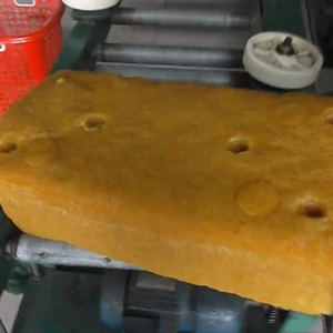 High Quality SVR 3L Natural <b>Rubber</b> Band Light Yellow Bag Best Price From Vietnam Factory Molding Grade Raw Material Band Packing - Product Image 3