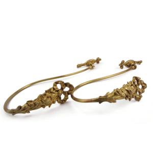 Soporte de Cortina de Diseño Minimalista, Elegante Adorno para Organización de Cortinas, Perfecto para Interiores de Hogares Contemporáneos, de la India - Product Image 1