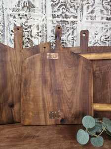 Planche à découper rectangulaire en bois de luxe Artizon Studio avec poignée facile à saisir, durable et réutilisable, passe au lave-vaisselle - Product Image 3