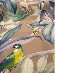 Tissu d'ameublement à motif floral bleu et oiseaux verts, vendu au mètre, motif naturel botanique, textile pour la décoration intérieure - Product Image 3