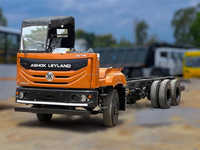 SUNROCK 350 DTHR perceuse profonde dure sol mou plates-formes de forage tête rotative à couple élevé Construction de mât robuste nouveau moteur de boîte de vitesses
