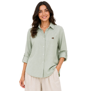 Camisa de mujer extragrande con botones, logotipo personalizado, corte holgado, informal, manga tres cuartos enrollable, cuello vuelto de algodón - Product Image 5