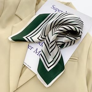 Nouvelle arrivée : Bandana en coton pour la mode en plein air et les événements patriotiques, fabriqué en coton confortable, vêtement décontracté, rayures vertes et blanches - Product Image 4