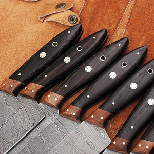 Ensemble de couteaux de chef en acier Damas haute performance avec étui en cuir, ensemble de couteaux de cuisine pour la préparation des aliments et les tâches culinaires - Product Image 4