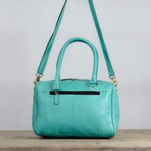 Bolsa de Viaje de Cuero de Lujo con Panel de Piel de Vaca, Diseño a Cuadros, Cierre de Cremallera, Color Verde Azulado, Estilo Casual - Product Image 3