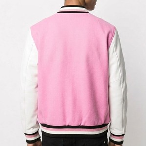 Chaqueta Bomber Letterman Rosa con Mangas Blancas, Exterior de Mezcla de Lana, Brazos de Cuero Sintético, Puños Acanalados Negros y Blancos, Estilo Casual Urbano - Product Image 3
