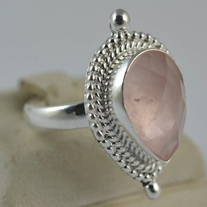 Bague en quartz rose en forme de poire, argent sterling 925, faite à la main, bijou de promesse, cadeau pour elle, sertissage clos, pierre de naissance de janvier - Product Image 4