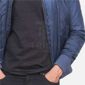 Blouson d'hiver sur mesure, nouvelle arrivée, blouson bomber pour homme, nouveau design 2026, blouson d'hiver bomber en vente en ligne - Product Image 4