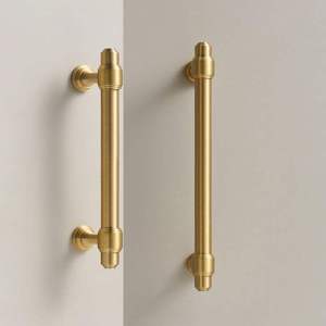 Manijas Robustas de Latón para Cajones de Cocina, Muebles y Armarios, con Agarre Seguro y Apariencia de Primera Calidad - Product Image 1