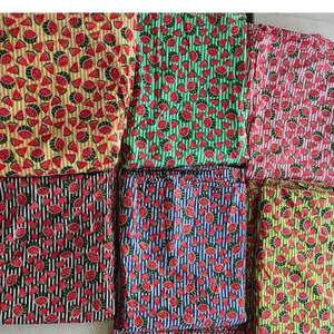 Tissu en coton imprimé traditionnel Jaipuri, coton cambriqué imprimé au bloc 60x60, tissu en coton à motifs. - Product Image 6