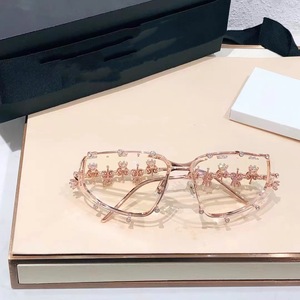 Nuevas Gafas de Sol de Moda de Metal con Circonita Blanca, Unisex, de Lujo, Alta Calidad, Lentes de PC con Protección UV400 - Product Image 1