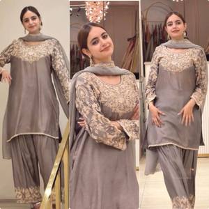 Traditional <b>Indian</b> Pakistani Women's Grey <b>Kurta</b> Set With Embroidered Dupatta Ankle-Length Rayon Casual Wear - Product Image 5