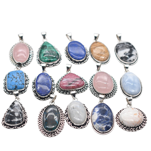25 Pièces en Gros Collier Pendentif Chrétien Vintage en Laiton Plaqué Argent 925, Sertissage Massif, Assortiment Varié, Anniversaire - Product Image 4