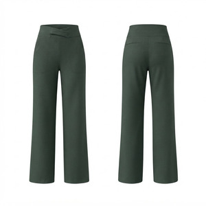 Pantalones Médicos Unisex Premium Black Hardson, 180 GSM, Transpirables, Elásticos, Tejido de Poliéster y Spandex, Verde Oscuro, Pierna Ancha - Product Image 1