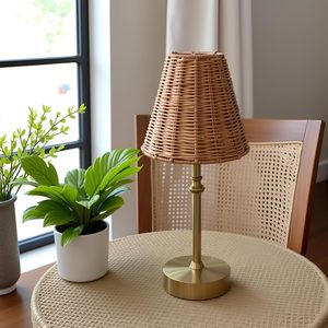 Lámpara Colgante de Bambú y Ratán al por Mayor, Pantalla Artesanal para Iluminación Ambiental Interior, Fabricada por KingCraftViet - Product Image 1