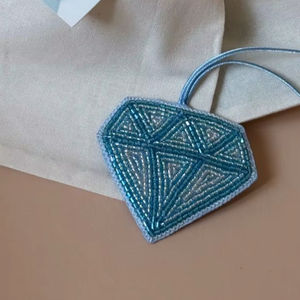 พวงกุญแจห้อยกระเป๋าสีเขียว พวงกุญแจห้อยกระเป๋า พวงกุญแจลูกปัด พวงกุญแจน่ารัก พวงกุญแจห้อยกระเป๋า - Product Image 1