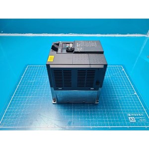 Variateur de fréquence compact Mitsubishi FREQROL-E700 d'occasion – Pièces d'équipement semi-conducteur Legacy - Product Image 4