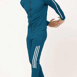 ชุดวอร์มออกกำลังกายผู้ชาย ดีไซน์สั่งทำพิเศษ ชุดจ็อกกิ้งสำหรับมืออาชีพ ชุดกีฬาสำหรับฝึกซ้อมในยิม เนื้อผ้าระบายอากาศได้ดี - Product Image 5